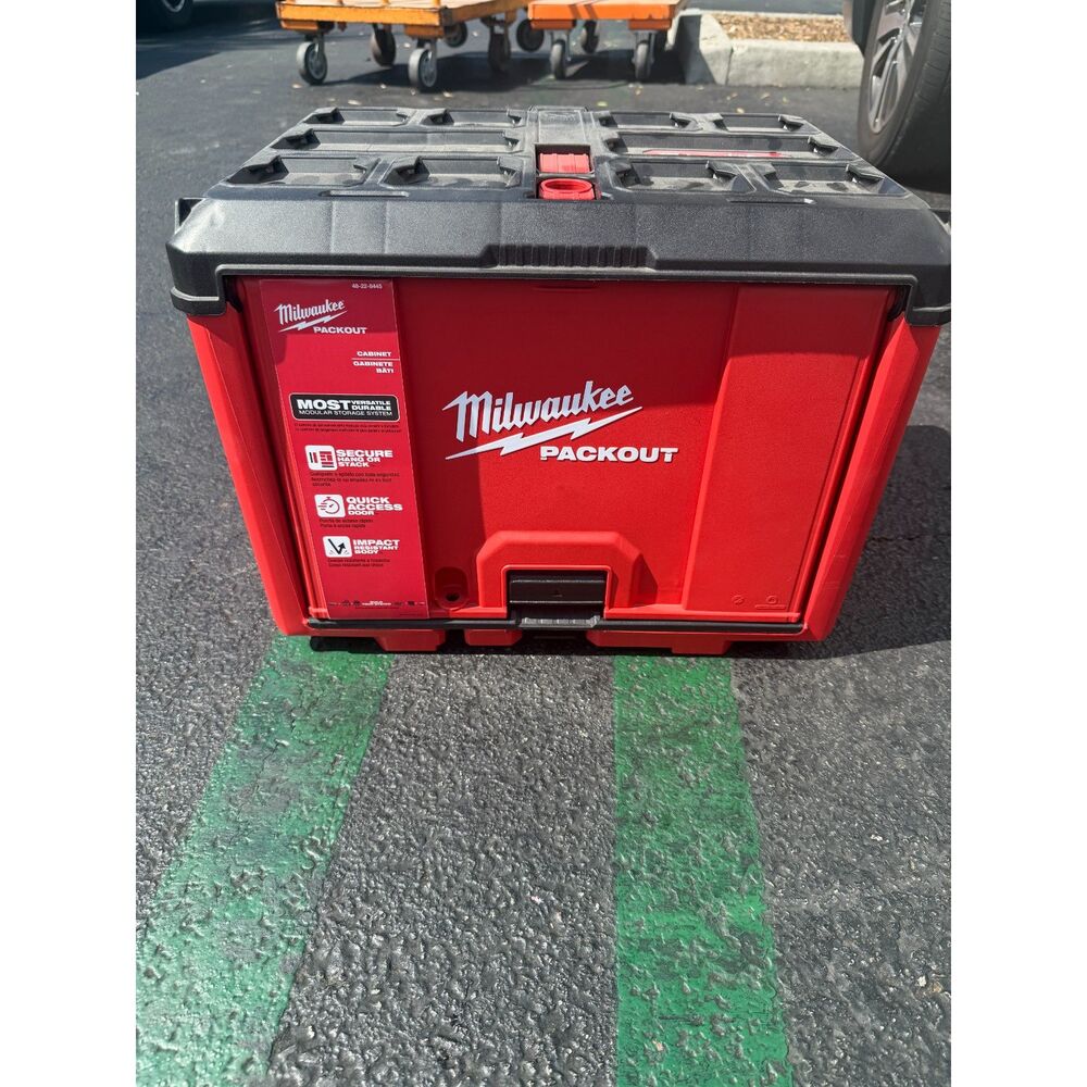 Milwaukee PACKOUT Cabinet 48-22-8445 Red 19" x 15" Modular Tool Storage